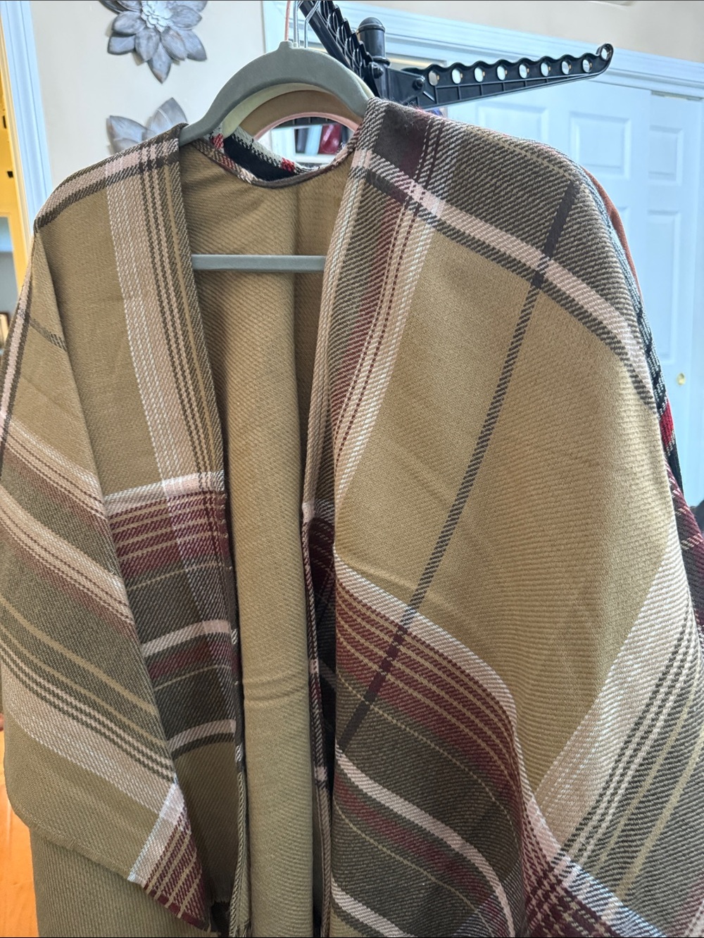 Brown tan and wine plaid JJill Ruana. One size floral twill never worn